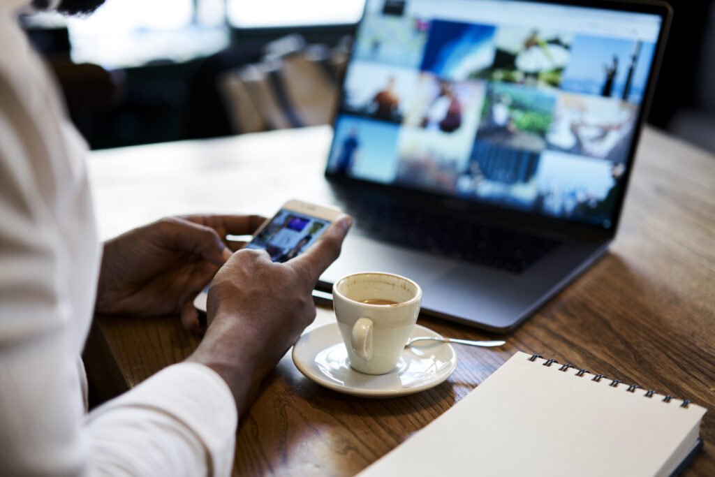 How To Create A Social Media Strategy For Your Restaurant Online
